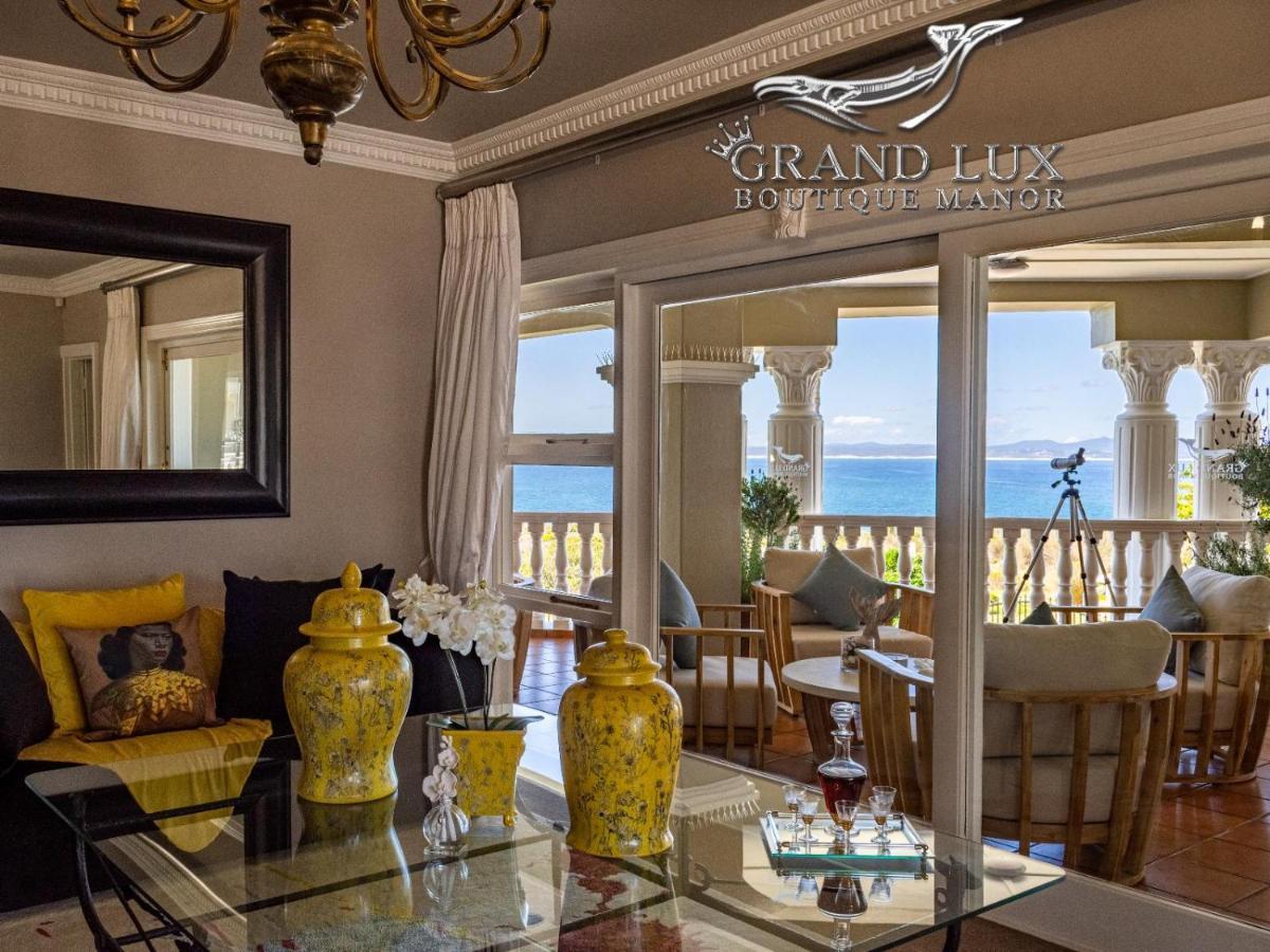 Отель Grand Lux Boutique Manor Херманус Экстерьер фото