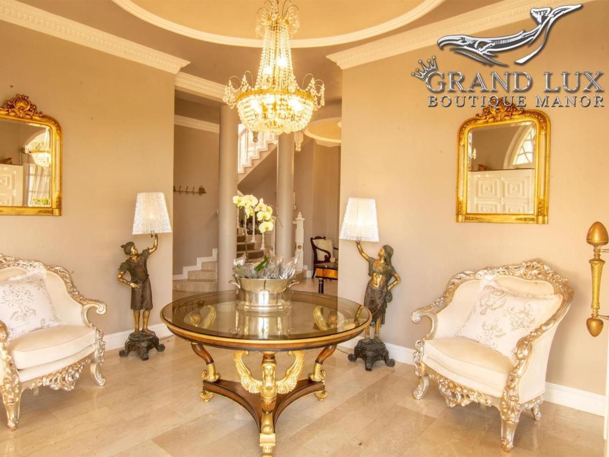 Отель Grand Lux Boutique Manor Херманус Экстерьер фото