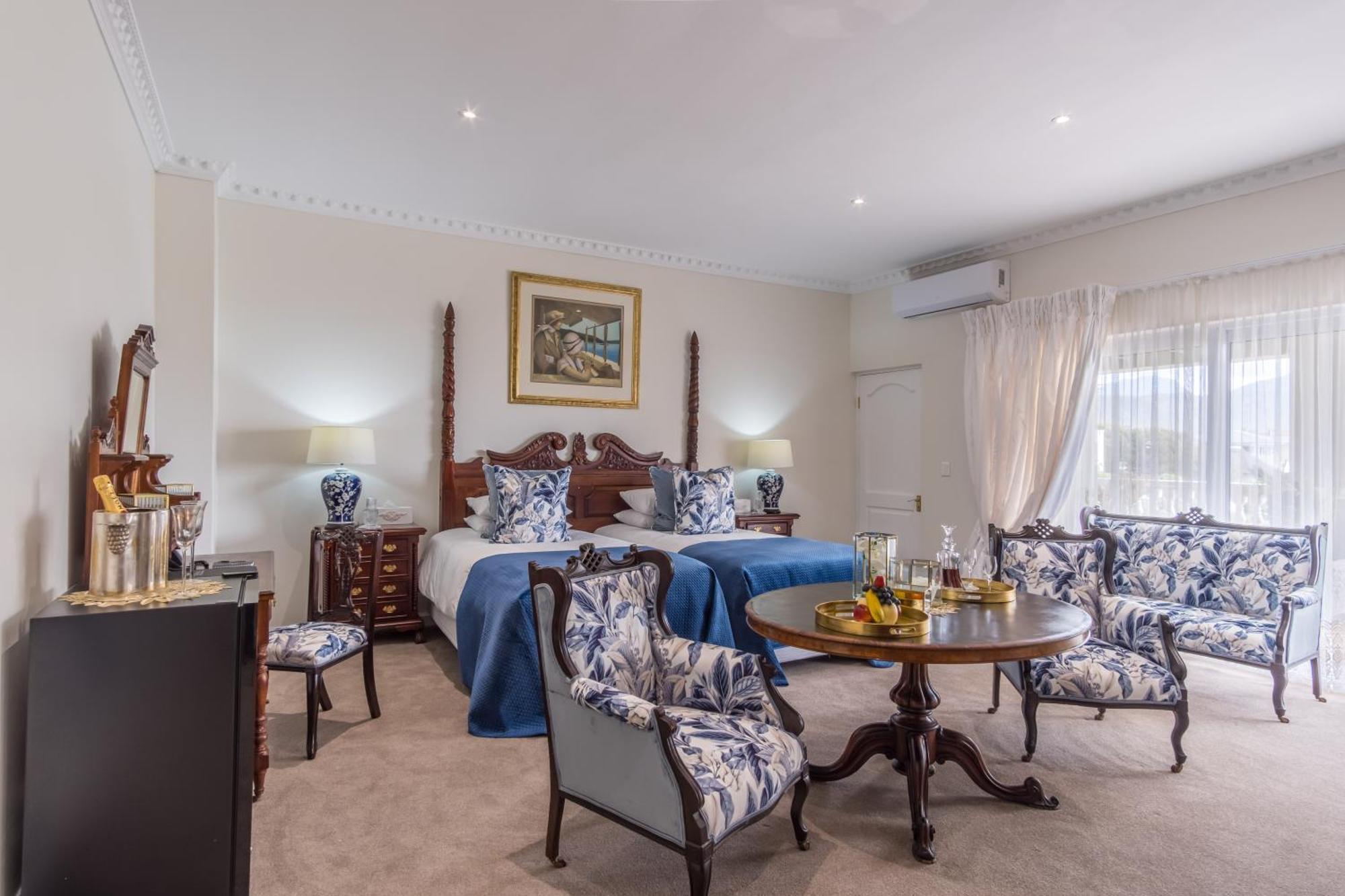 Отель Grand Lux Boutique Manor Херманус Экстерьер фото